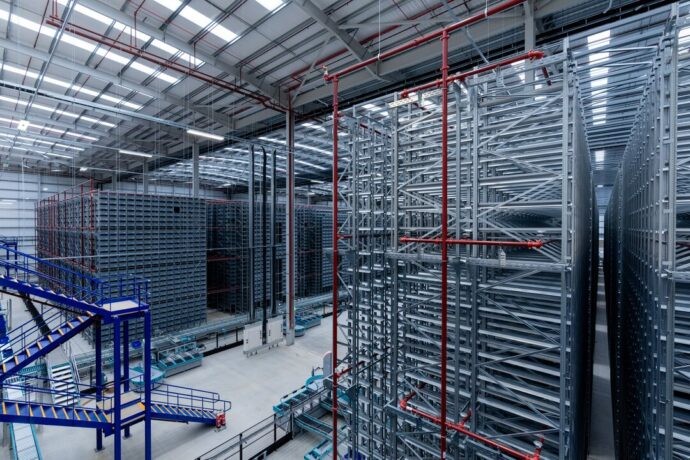 3PL logistics: challenges and statistics for 2025