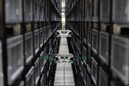 Magazzino automatizzato con tecnologia Exotec Skypod