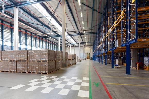 Goods storage area in automated warehouse